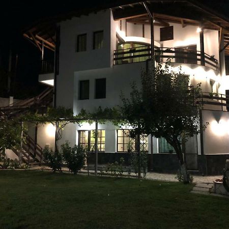 Apartments In Golden Sands Park Near The Sea Varna Exterior foto