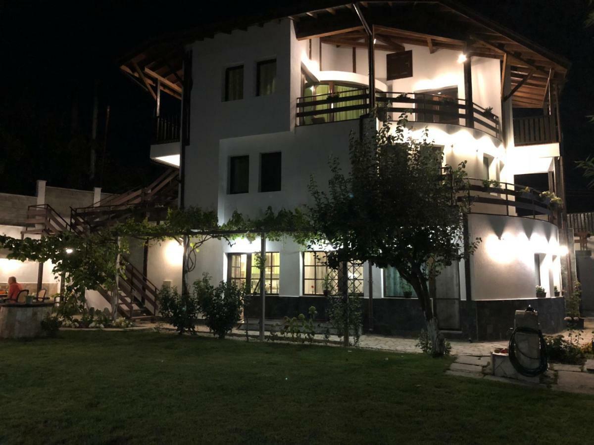 Apartments In Golden Sands Park Near The Sea Varna Exterior foto