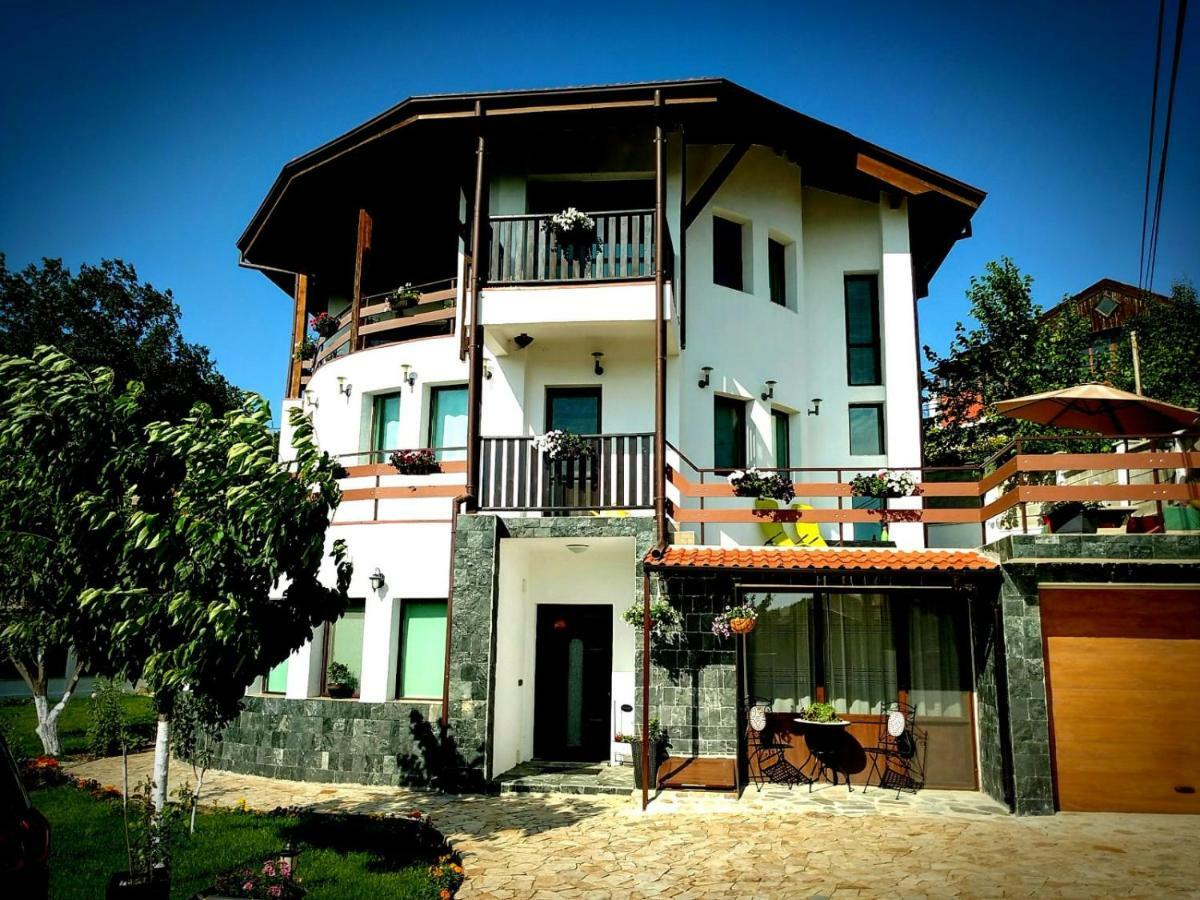 Apartments In Golden Sands Park Near The Sea Varna Exterior foto